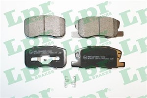 Bremseklosser sett, Framaksel, MITSUBISHI COLT VI, 9H0M014, MN116151, MZ690188