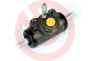 Hjul bremsesylinder, Bakaksel, NISSAN, 44100C7100, 44100C7101