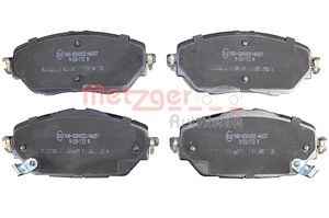 Bremseklosser sett, Framaksel, TOYOTA C-HR, COROLLA Halvkombi, COROLLA Kombi, 04465-F4010, 04465-F4020