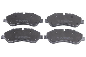 Bremseklosser sett, Foran, FORD, 1 763 915, BK212K021AA