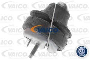 Lagring, motor, Bak, Foran, VOLVO V70 II, XC70 CROSS COUNTRY I, 30 645 228, 30 778 952