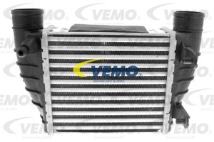 Ladeluftkjøler, AUDI A4 B7, A4 B7 Avant, A4 B7 Cabriolet, 8E0 145 806 M, 8E0 145 806 Q