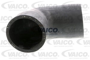Ladeluftslange, AUDI A4 B5, A4 B6, A4 B6 Avant, A4 B6 Cabriolet, A4 B7, A4 B7 Avant, SEAT EXEO, EXEO ST, 8E0 145 834 AL, 8E0 145 834 D,